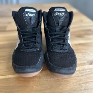 ASICS matflex wrestling shoes - Used - Size 4.5 US